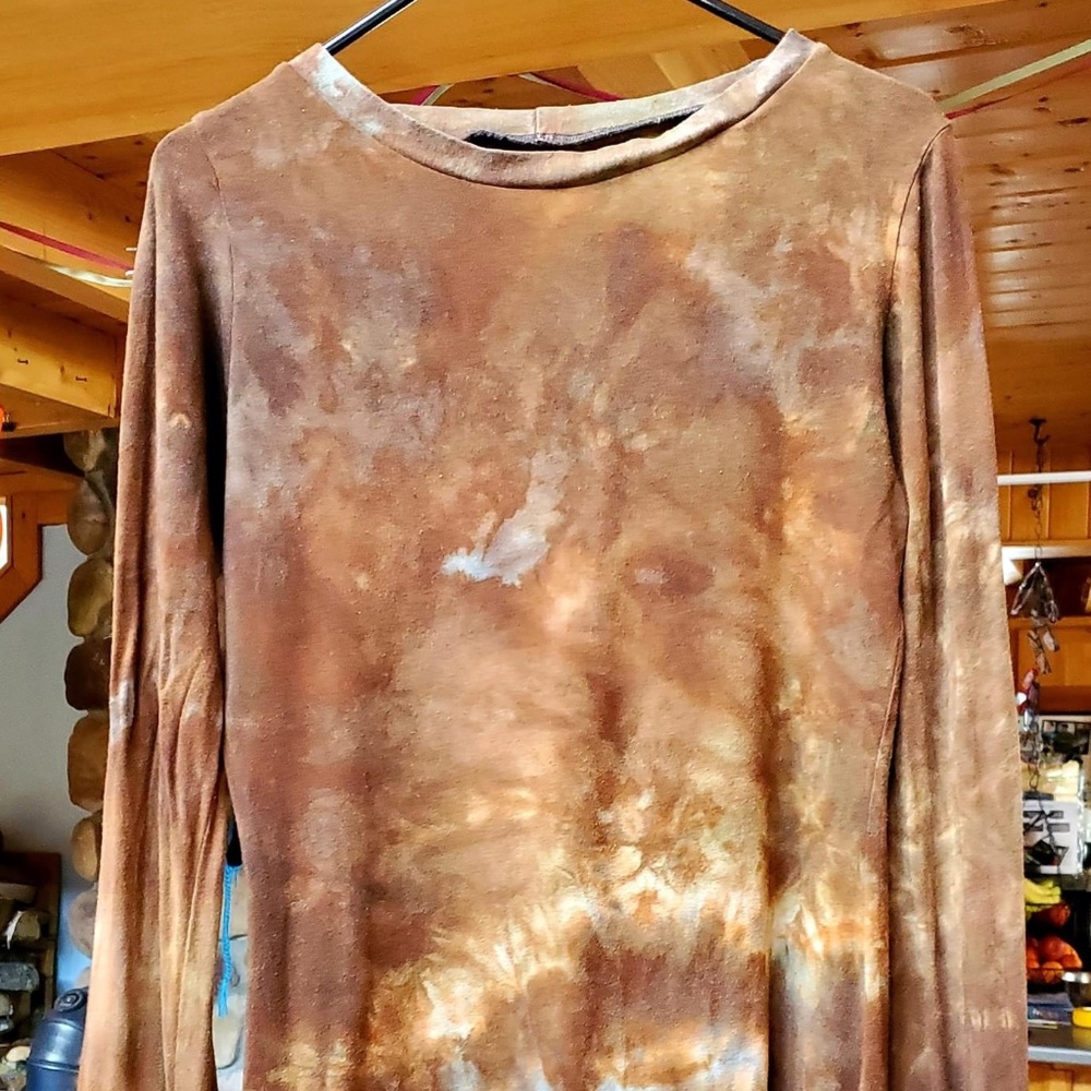 Blossoming bumble long shirt, size Medium